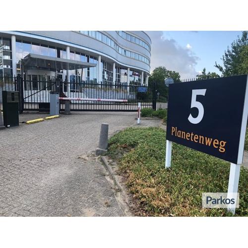 The Star Parking