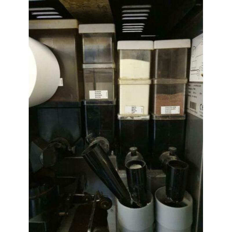 Etna koffieautomaat , goed werkend (in gebruik)