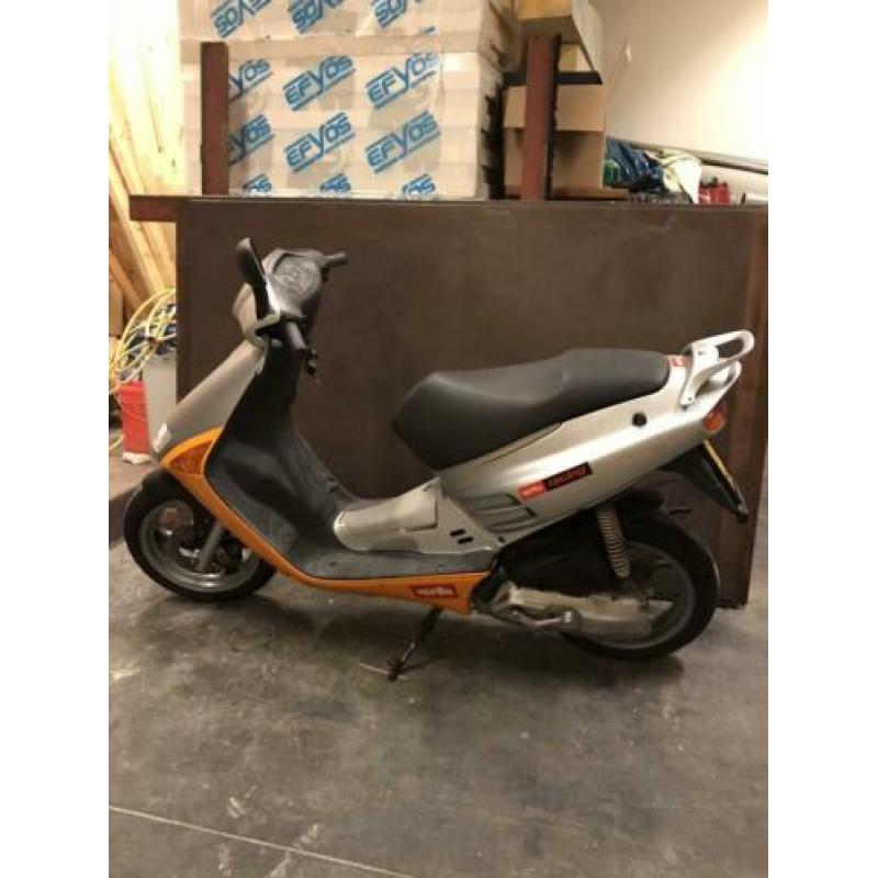 Aprilia viper sr 50 grijs