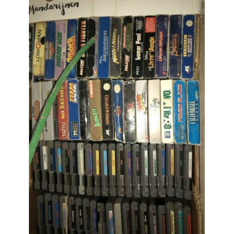 Nintendo 8 bit met spellen 253 stuks
