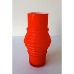 Glazen vaas oranje opaline met geribbelde vorm 2782-g