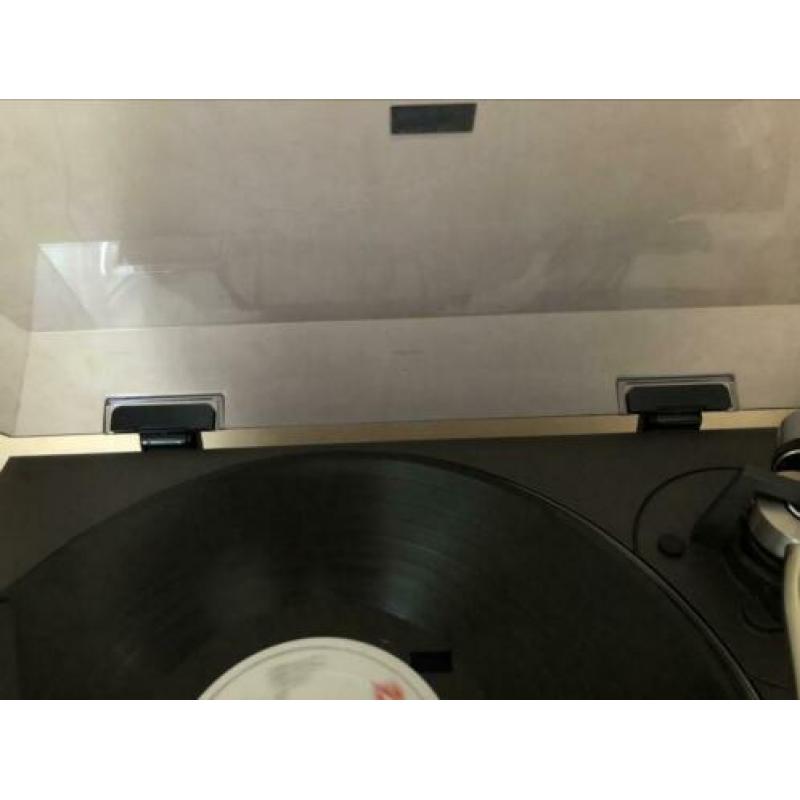 Mooie en goed spelende Technics SL-1310 Direct Drive Autom.