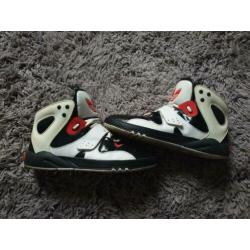 Adidas roundhouse mid