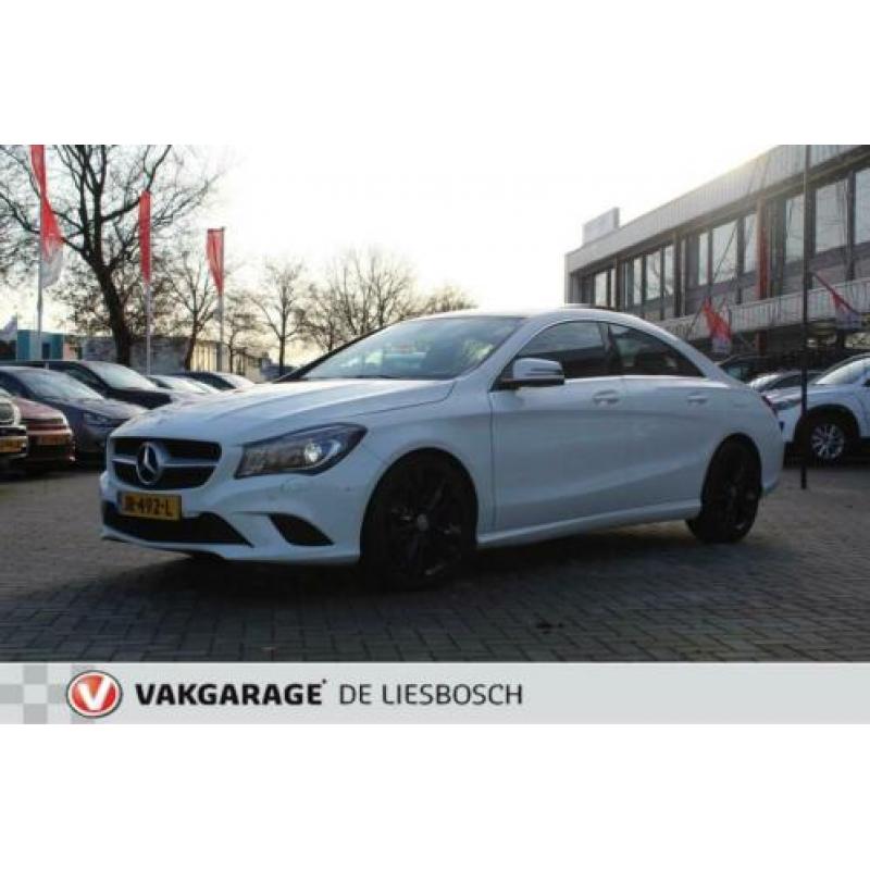 Mercedes-Benz CLA-klasse 180 Ambition panoramadak , navi ,xe