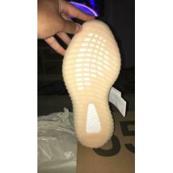 Yeezy 350 v2 antlia 44 2/3