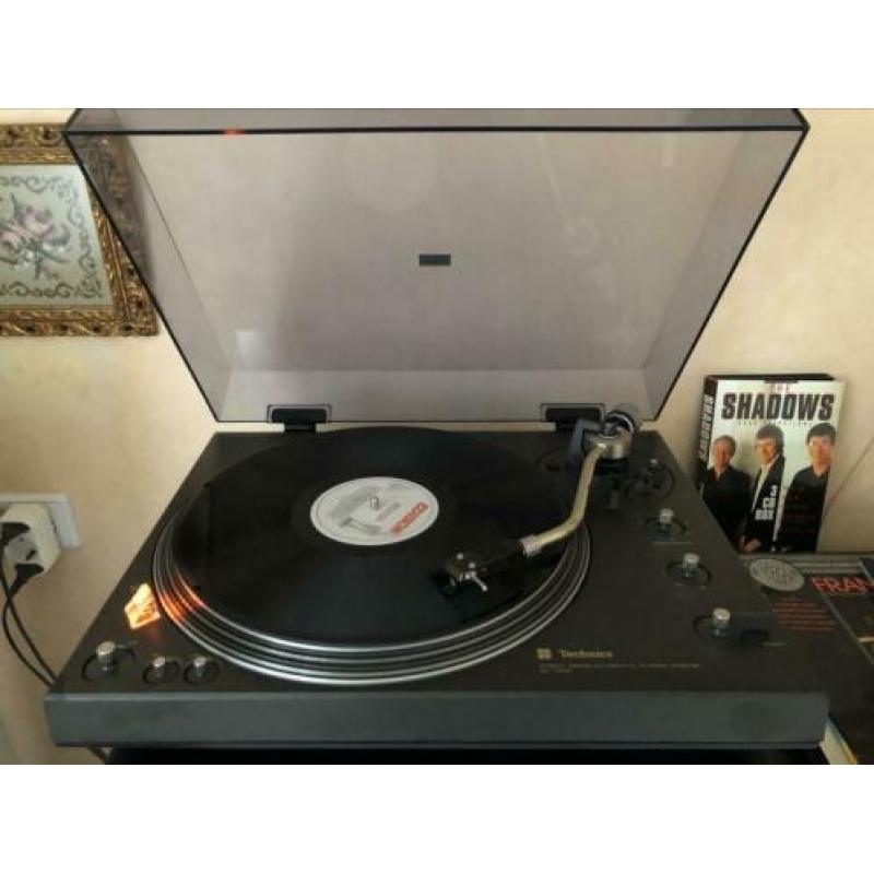 Mooie en goed spelende Technics SL-1310 Direct Drive Autom.