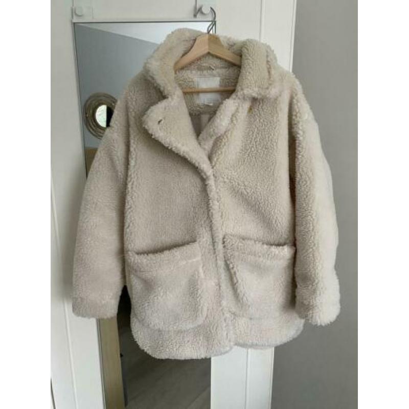 Monki teddy jas maat XS (oversized model)