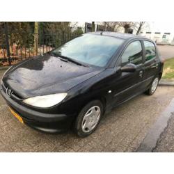 Peugeot 206 1.4 XT