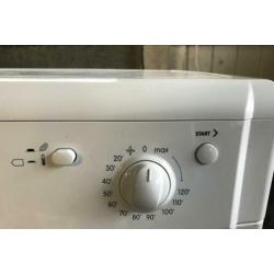 Luchtafvoer Wasdroger Indesit IDV75, werkend.