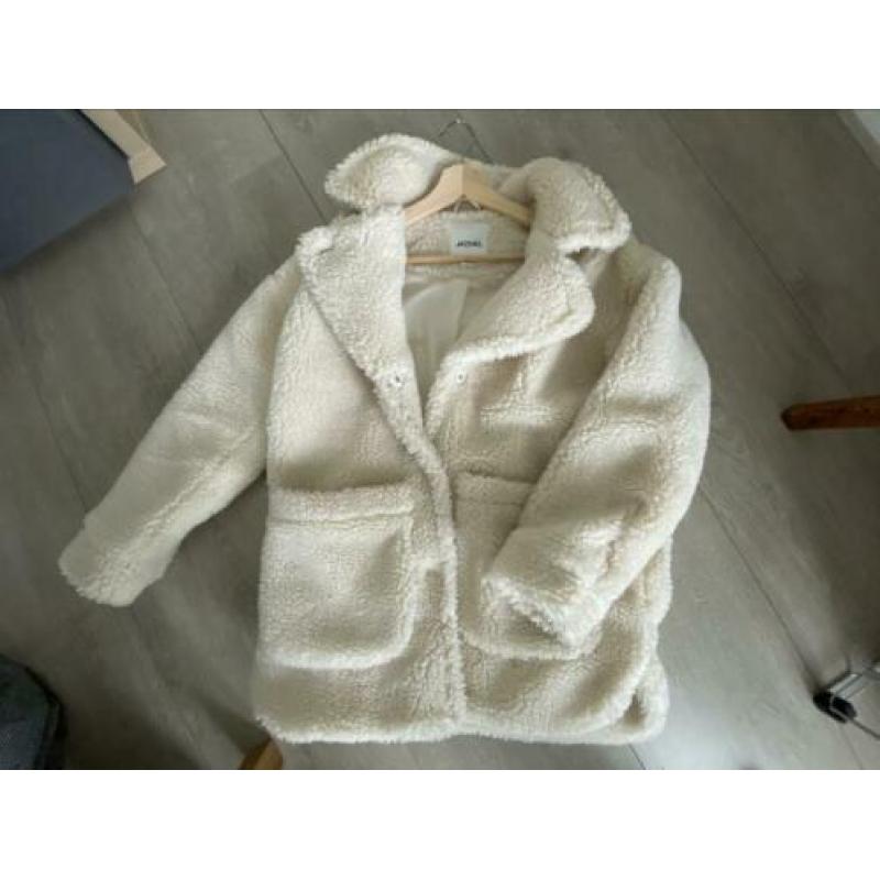 Monki teddy jas maat XS (oversized model)