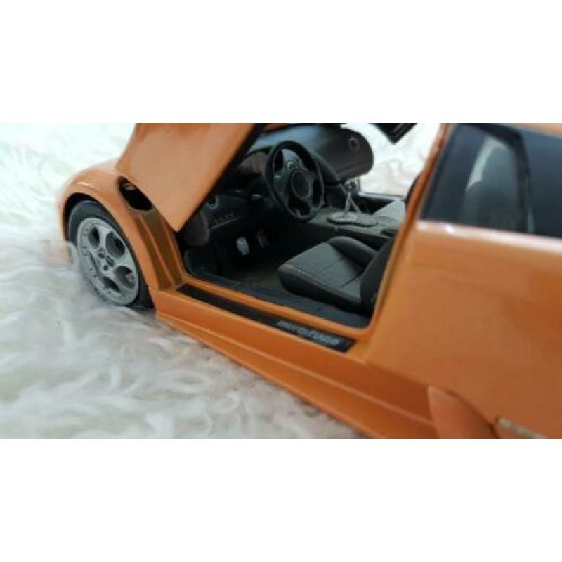 Lamborghini 1:18
