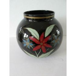 Booms art deco vaas bloemen hoogte 18 cm, diameter 19 cm.