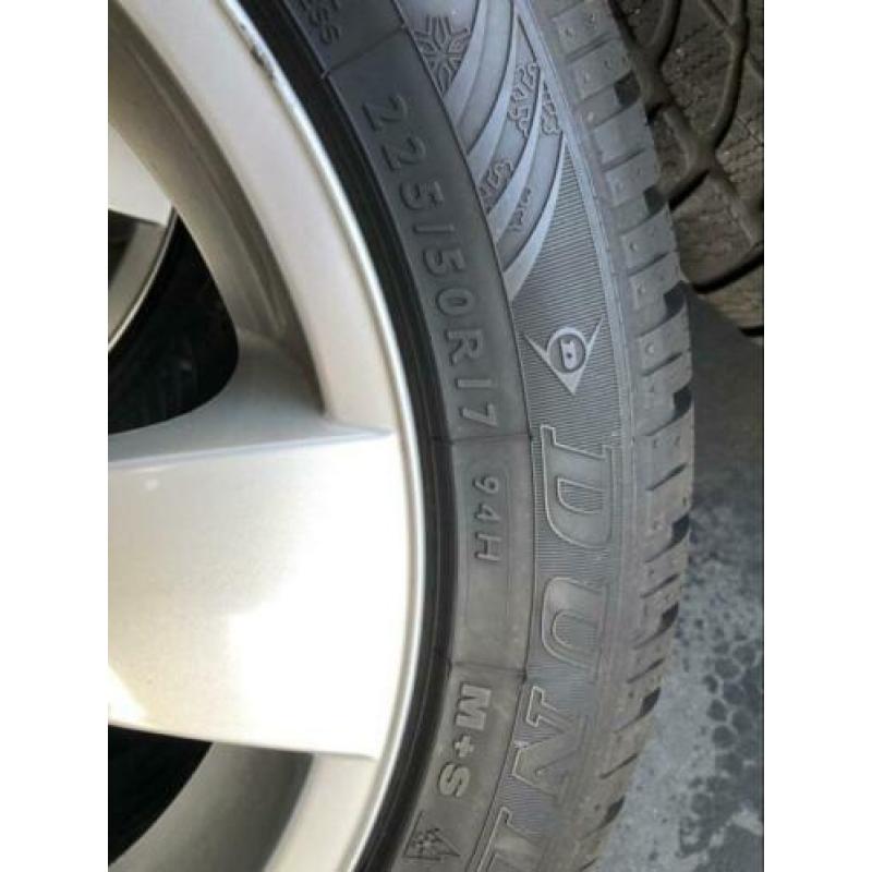 Originele BMW E60 velgen met dunlop runflat winterbanden