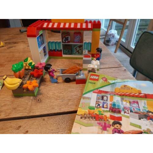 Duplo winkeltje, bijna compleet op 2 steentjes na