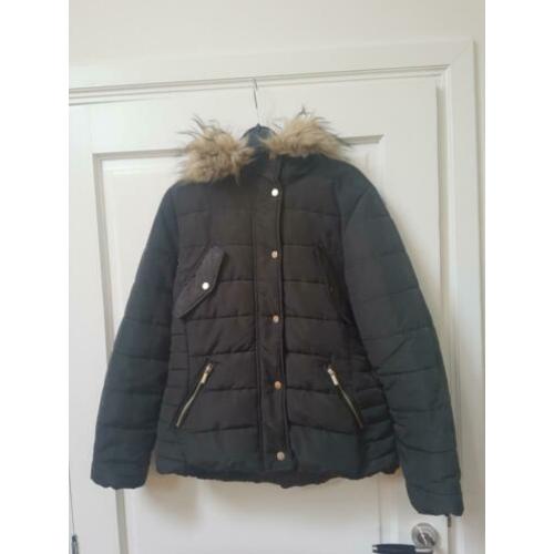 Donkergroene winterjas van H&M