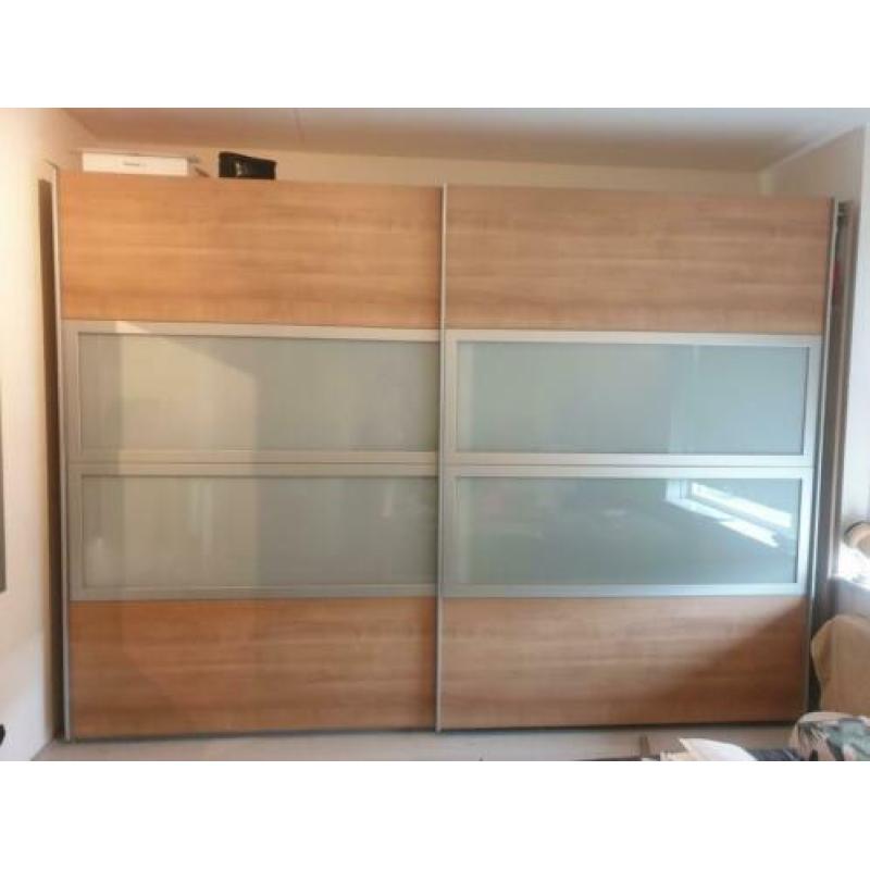 Ikea kleding kast