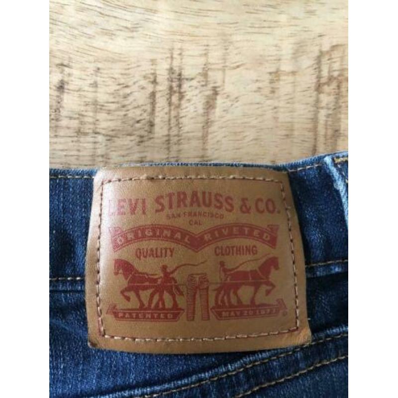 Levi’s high Mile super skinny m 24