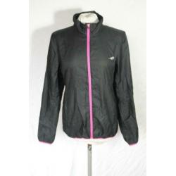 Zwart met roze sportjack.Mt S.