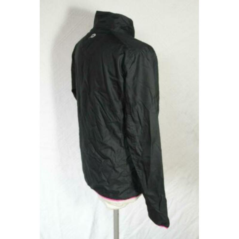 Zwart met roze sportjack.Mt S.