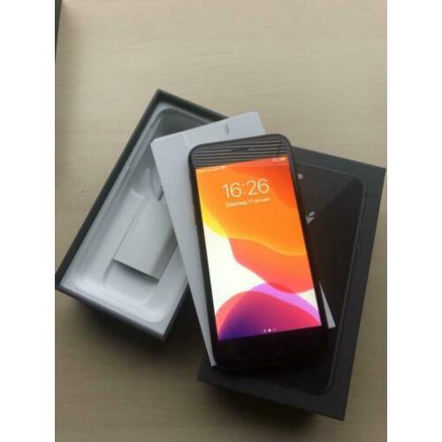 iPhone 8 64GB Space Grey