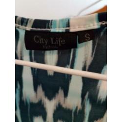 Jurk81 - Soepelvallende CITY LIFE jurk maat S (1)