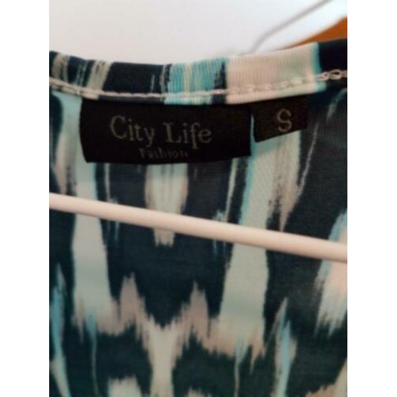 Jurk81 - Soepelvallende CITY LIFE jurk maat S (1)