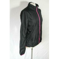 Zwart met roze sportjack.Mt S.
