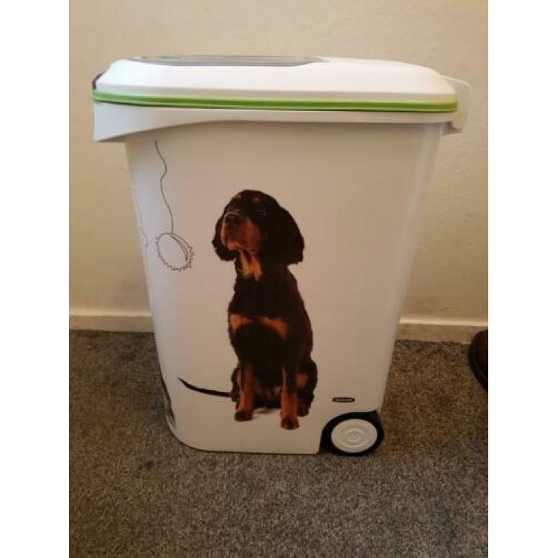 Curver voetselcontener 54 liter