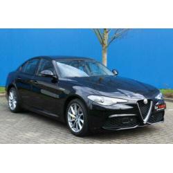Alfa Romeo Giulia 2.0 T AWD Veloce