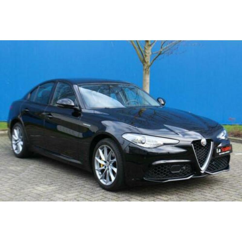 Alfa Romeo Giulia 2.0 T AWD Veloce