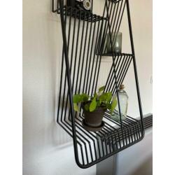 Wandrek modern zwart staal