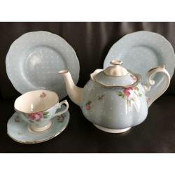 Royal Albert polka blue theeset nieuw!