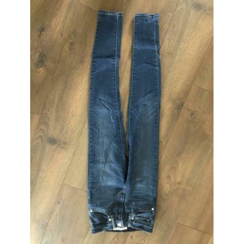 Levi’s high Mile super skinny m 24