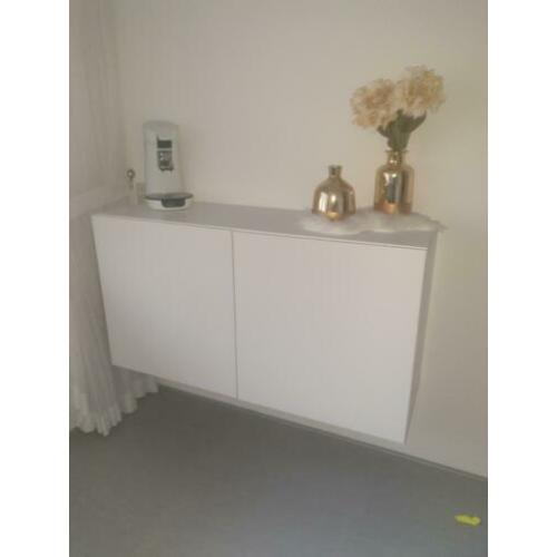 Wand kast besta te koop..