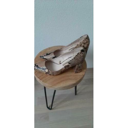nieuwe leren zara pumps maat 39