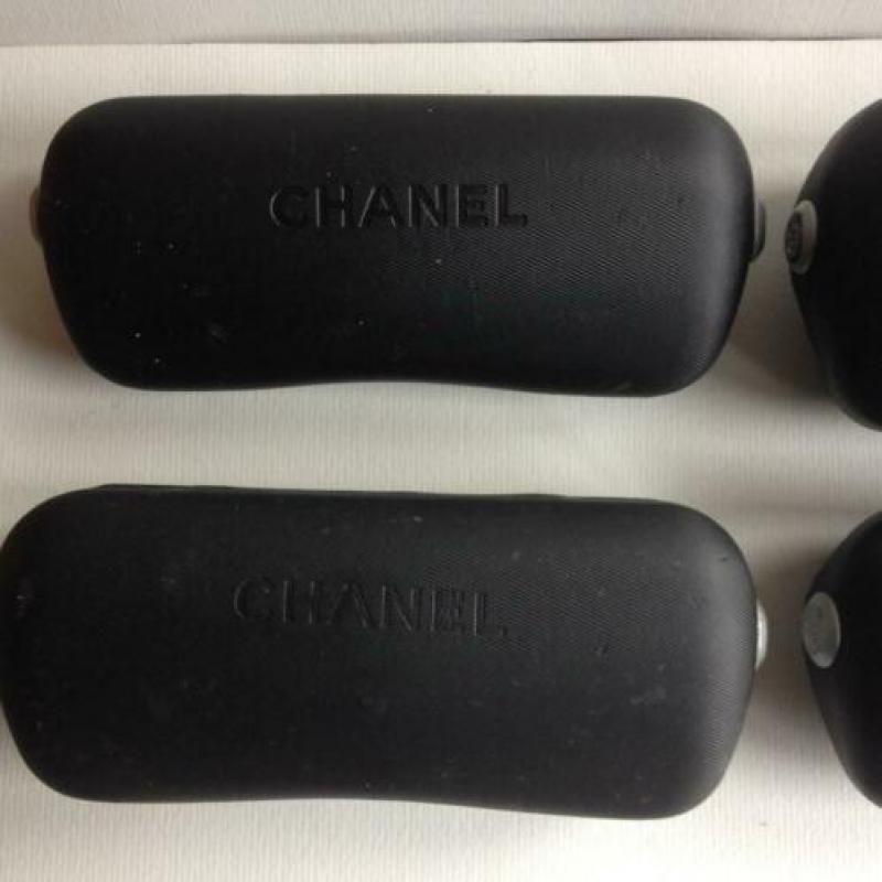 4 Chanel brillen kokers / etuis zwart