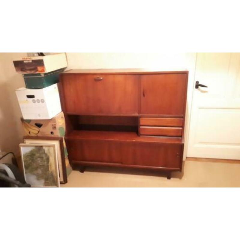 Retro kast