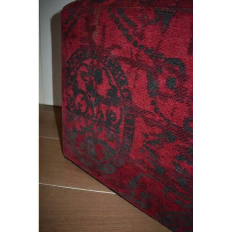 Henders & Hazel trendy voetenbank/hocker/poef rood patchwork