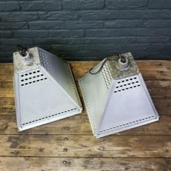 Lamp, hanglamp, metaal, industrieel (Hongarije - jaren '60)