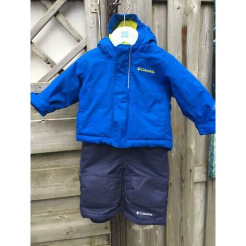 Columbia baby skipak bestaande uit jas en broek maat 6-12 m