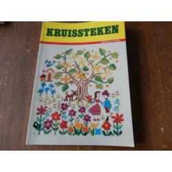 Diverse borduurboekjes (zgan)