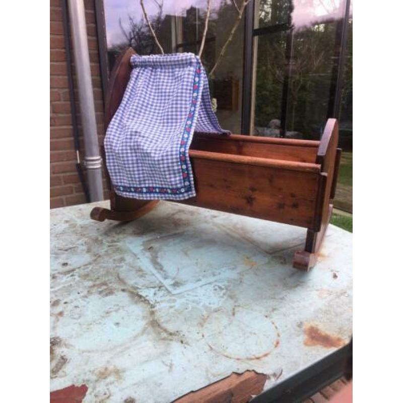 Poppenbed poppen bed