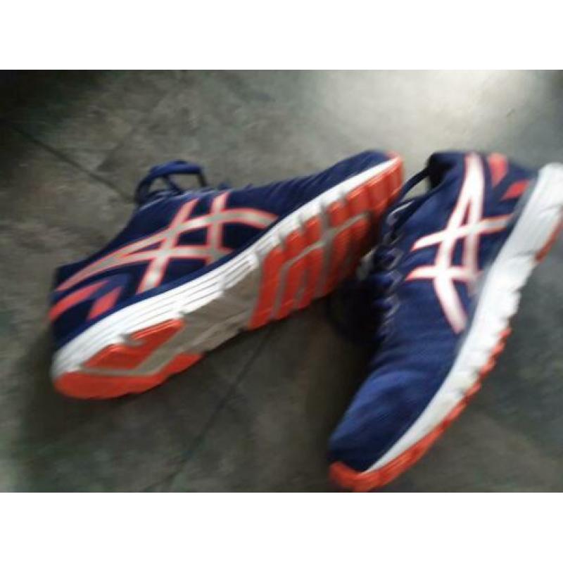 Asics maat 40