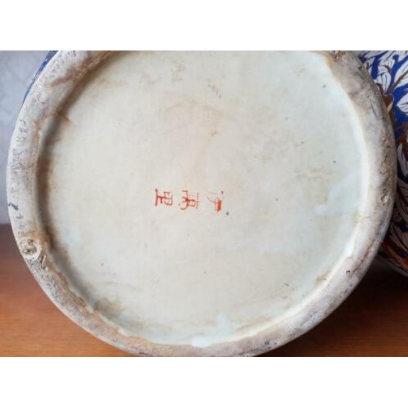 Chinese vazen in aardewerk koppel