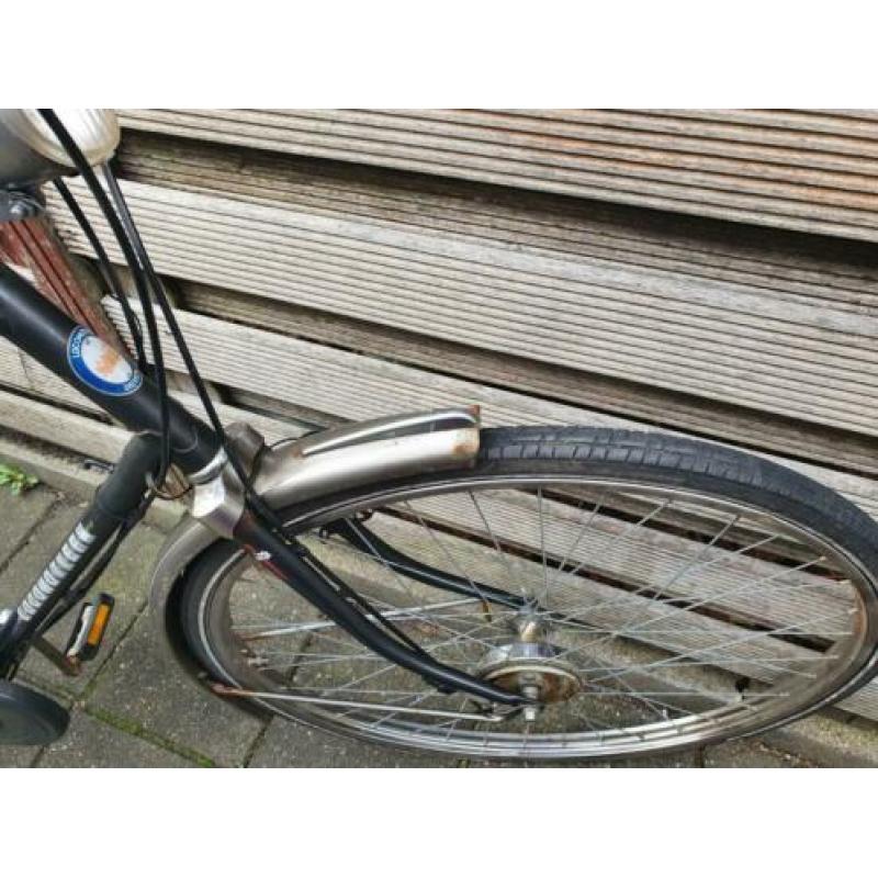 Damesfiets met 3versnellingen en rollorbrakes