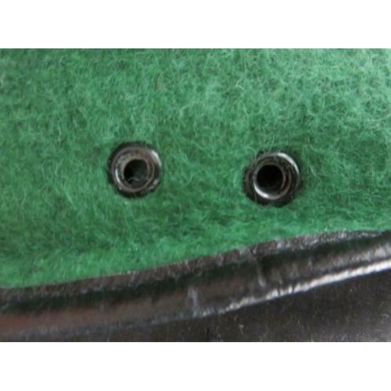 Engelse postwar groene baret maat 7½ Intelligence Corps