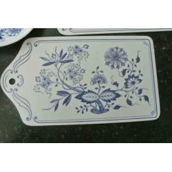 < 5xAntieke Schotels Louis Regout -Gemerkt met een R >