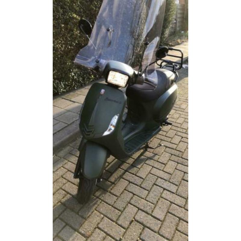 La souris snor scooter nieuw staat Met garantie Bj 2019