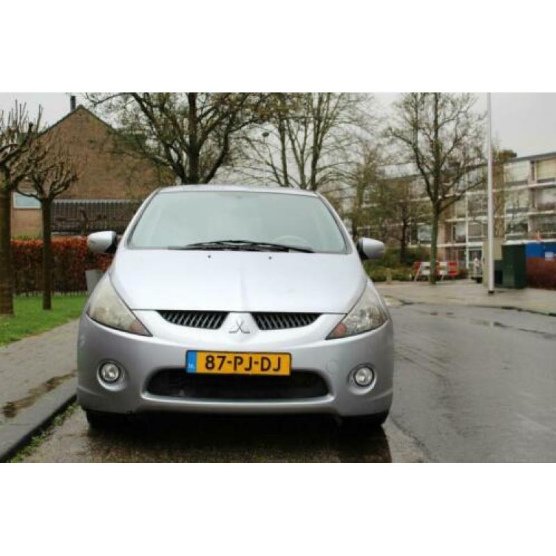 Mitsubishi Grandis 2.4 Mivec 7 2004 Grijs