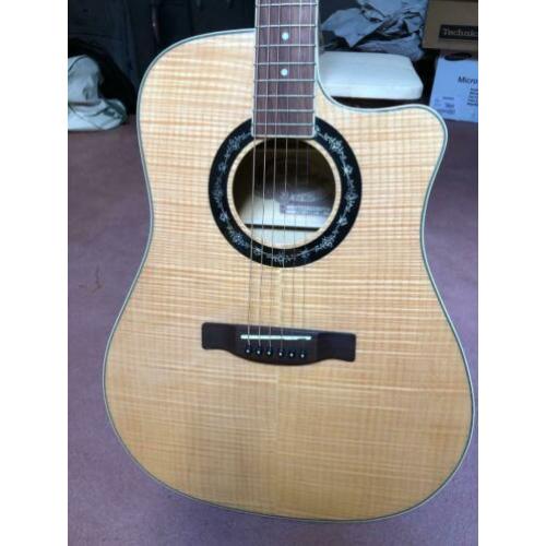 Fender T-Bucket 400ce flame maple - Nieuw!